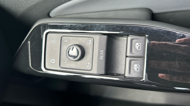 Volkswagen ID.4 109kW Life Pure 52kWh 5dr Auto Electric Estate